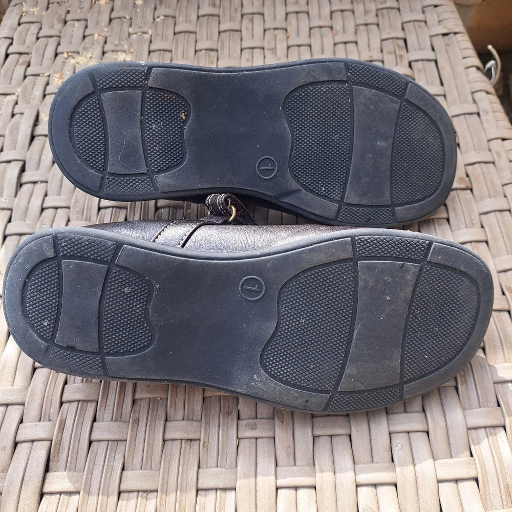 Rachel Shoes girl size 1 🤎